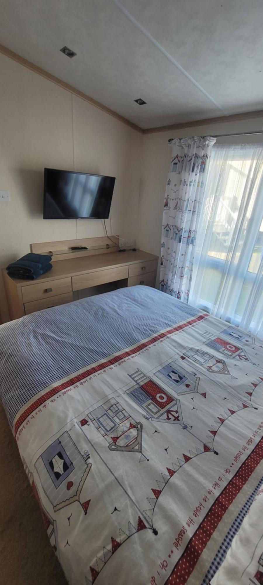 Home With A View Whitecliff Bay Holiday Park Бембридж Екстериор снимка