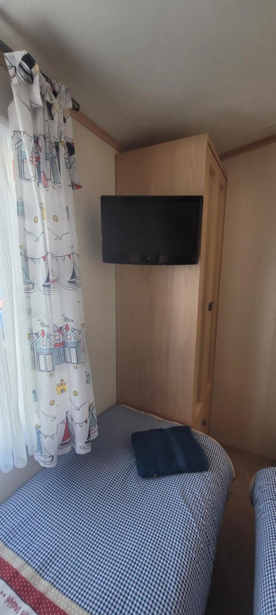 Home With A View Whitecliff Bay Holiday Park Бембридж Екстериор снимка
